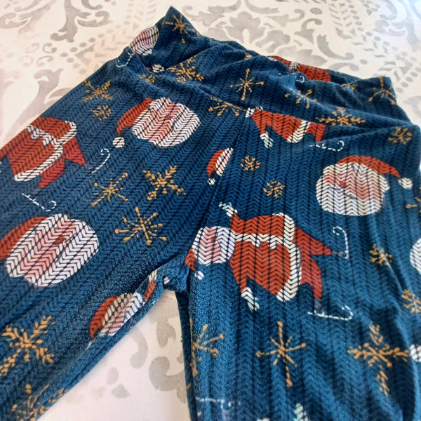 AW4 - Lularoe Christmas leggings, one size