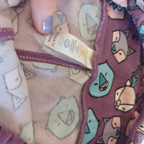 AW6 - Lularoe leggings, one size