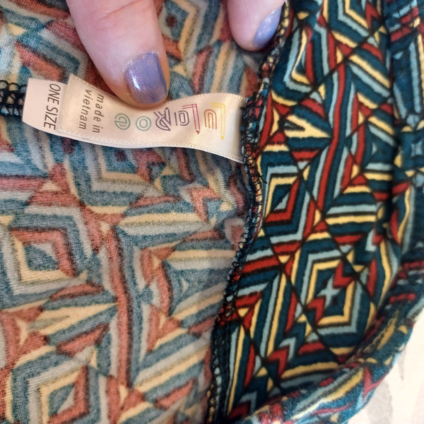 AW9 - Lularoe leggings, one size