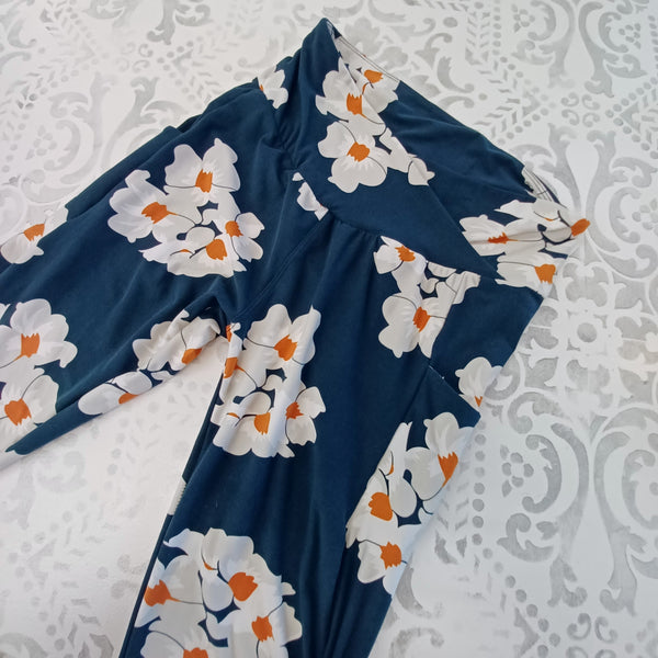 AW12 - Floral side pocket leggings