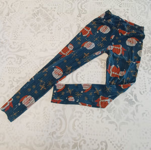 AW4 - Lularoe Christmas leggings, one size