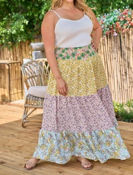 "Lila" Multi-tiered Ditzy Floral Broomstick Skirt